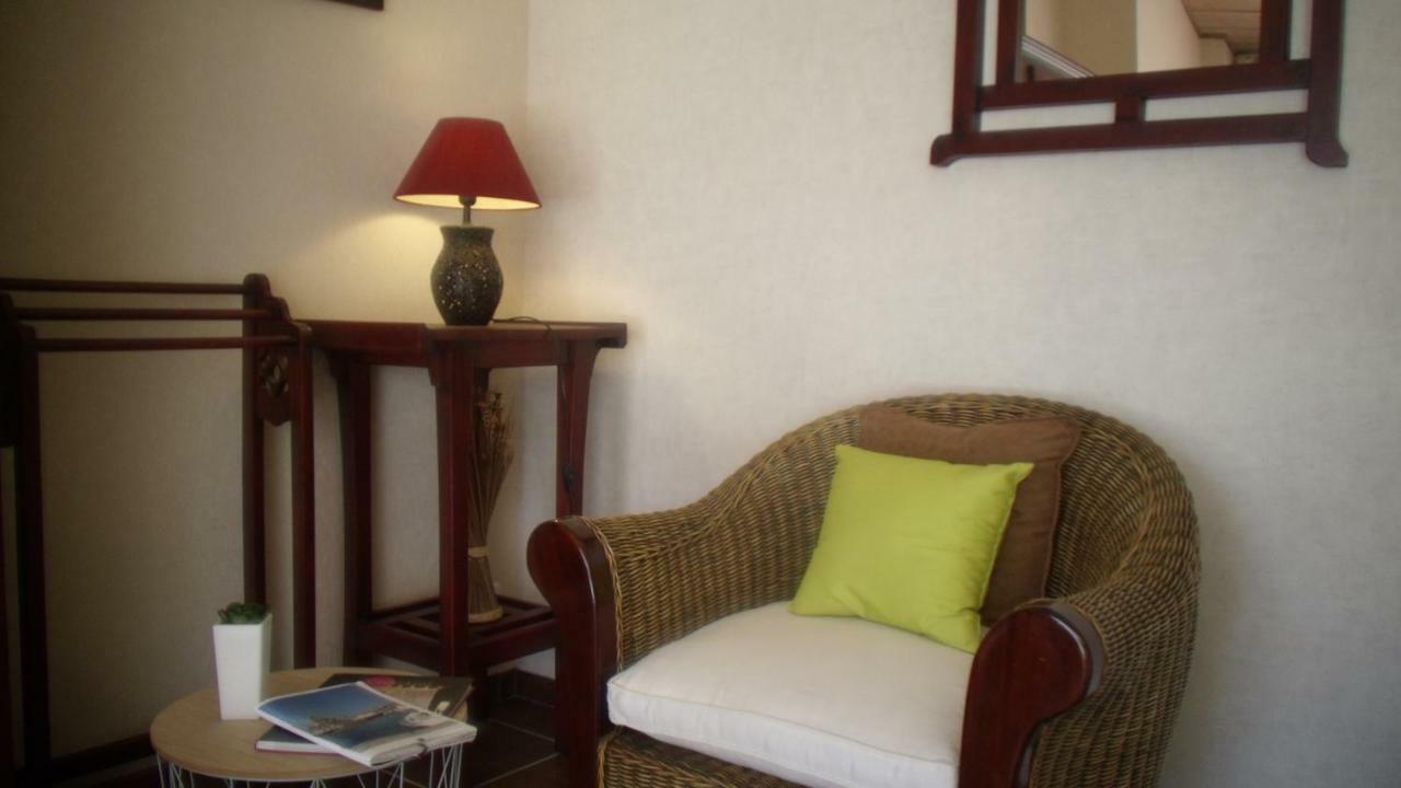 Le Clos Des Palmiers Saint-Ouen-d'Aunis Luaran gambar